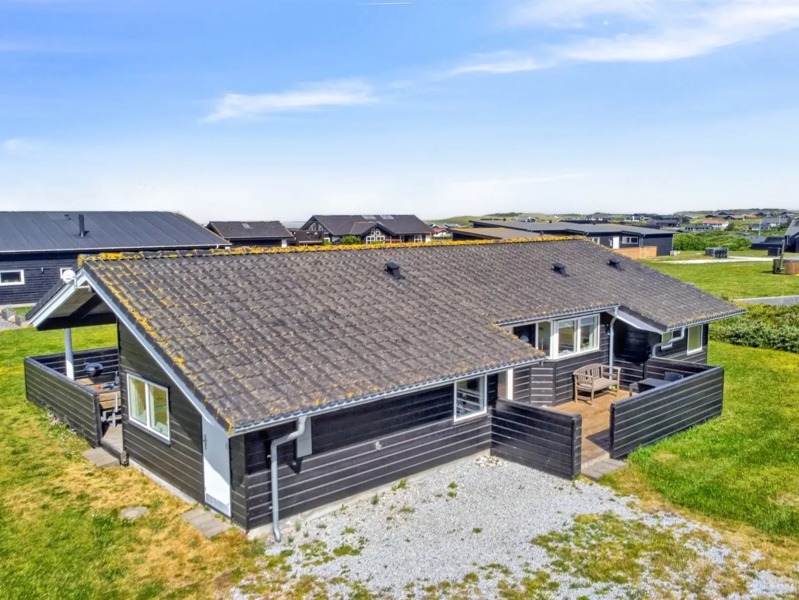 "Heidy" - 450m from the sea-Buiten