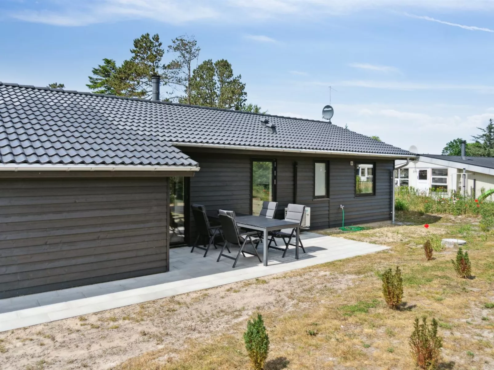 "Jerrit" - 225m from the sea-Buiten
