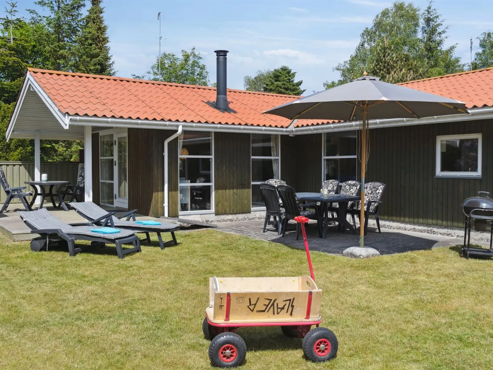"Eini" - 500m from the sea