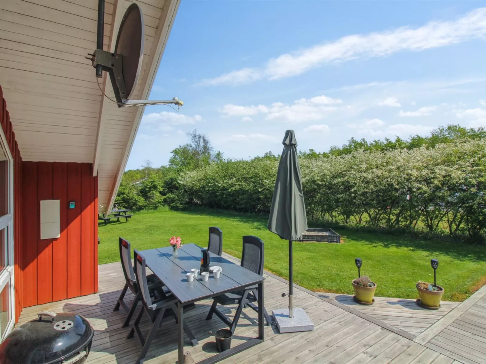 "Menka" - 1.3km from the sea-Buiten