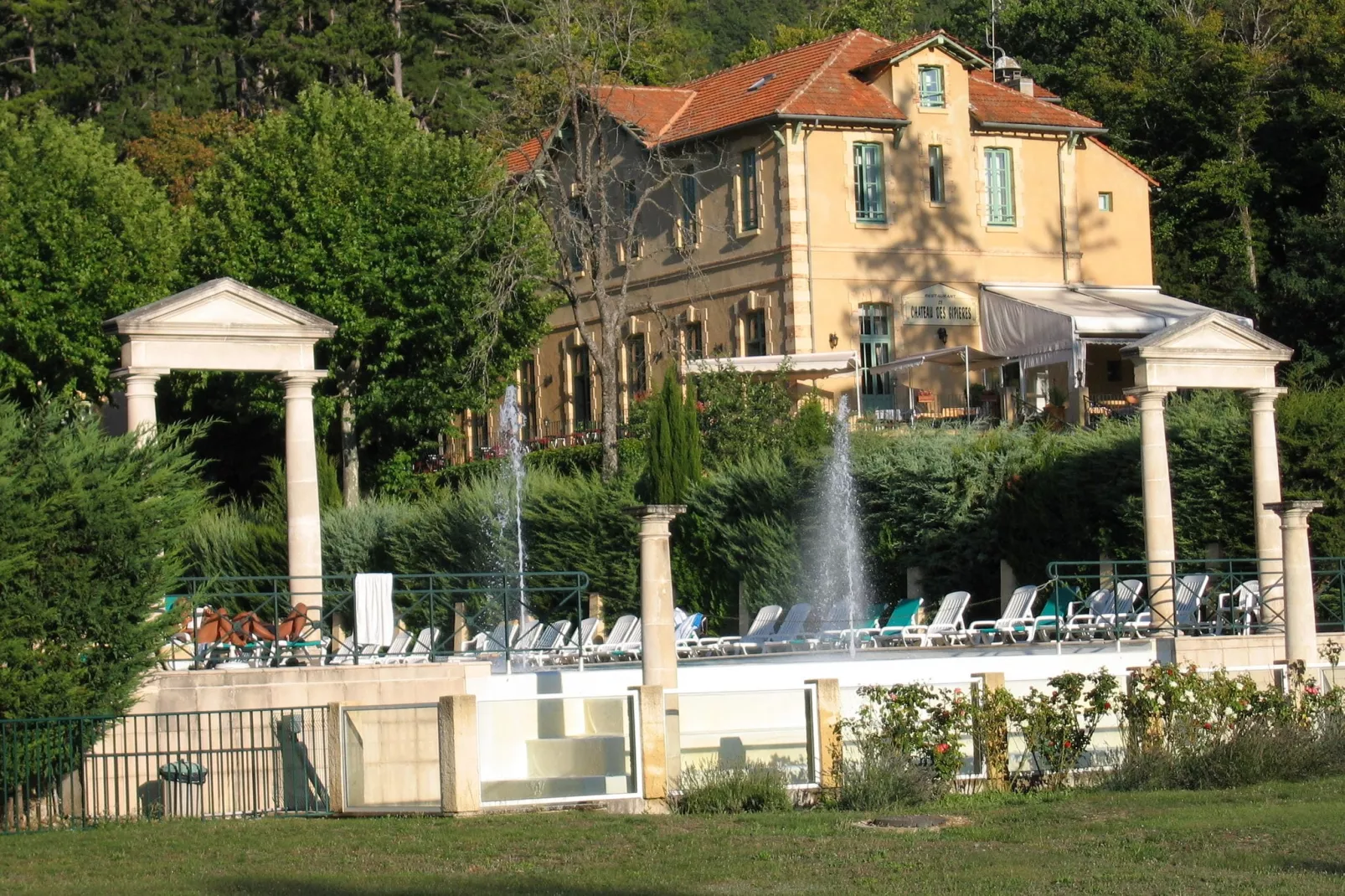 Au château près du Ventoux V-Parkfaciliteiten