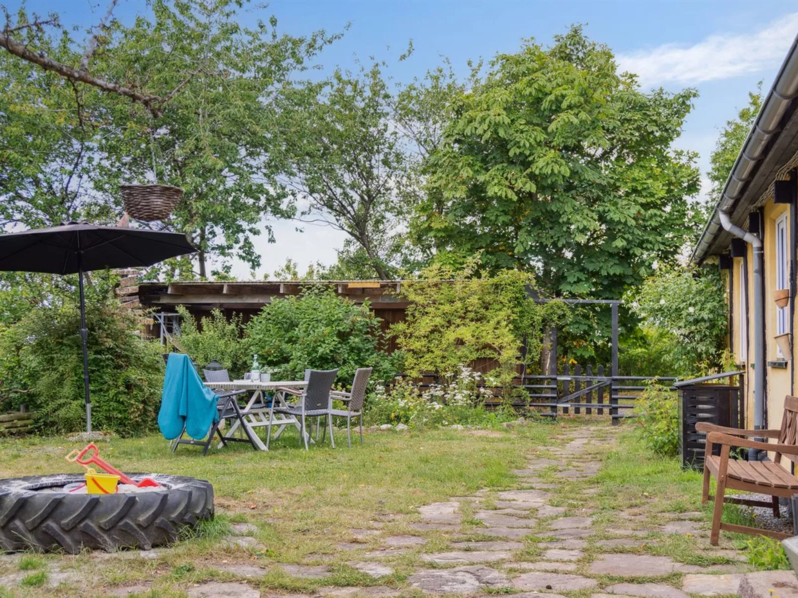 "Hansen" - 5.2km from the sea-Buiten