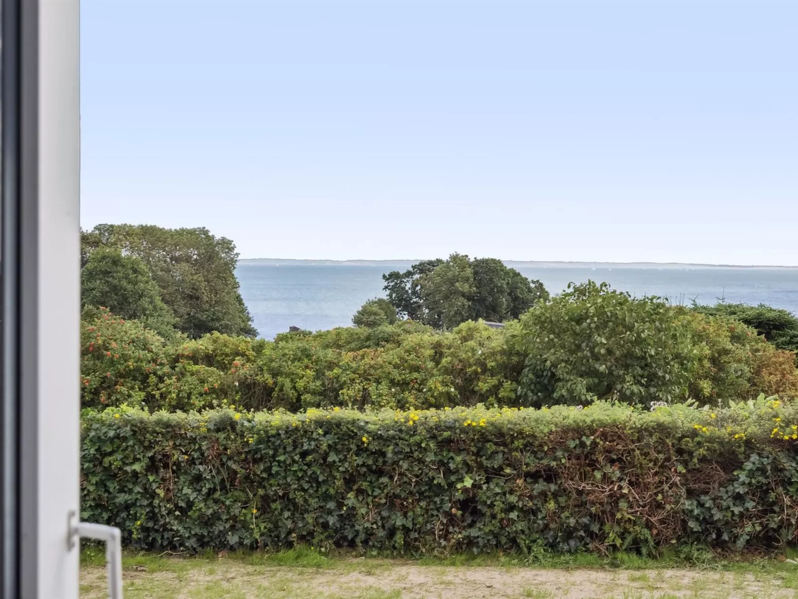 "Aarne" - 300m from the sea-Binnen