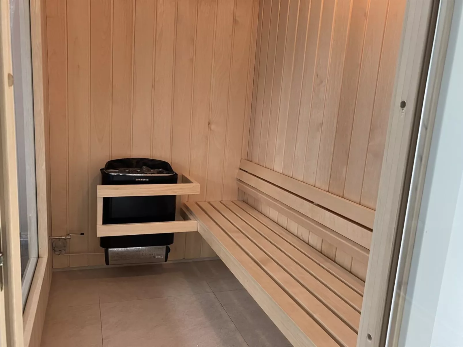 "Asmine" - 30m from the sea-Binnen