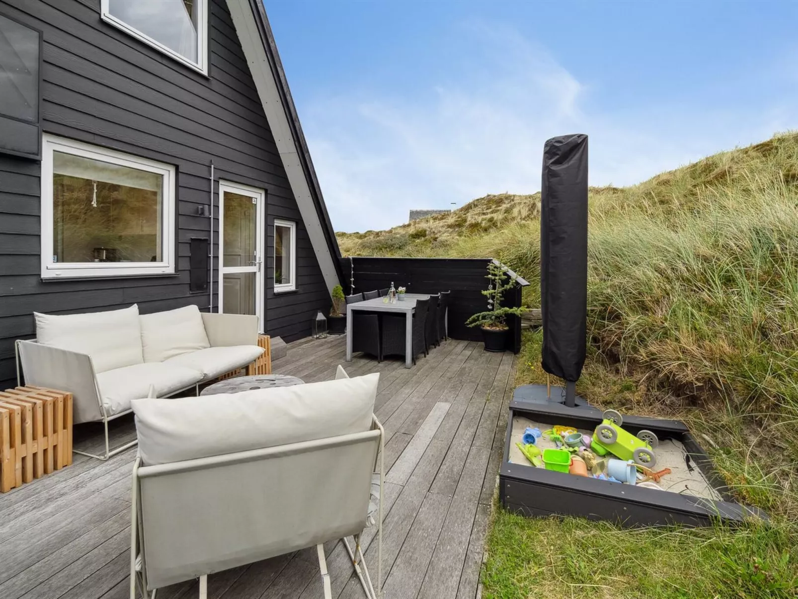 "Pauli" - 350m from the sea