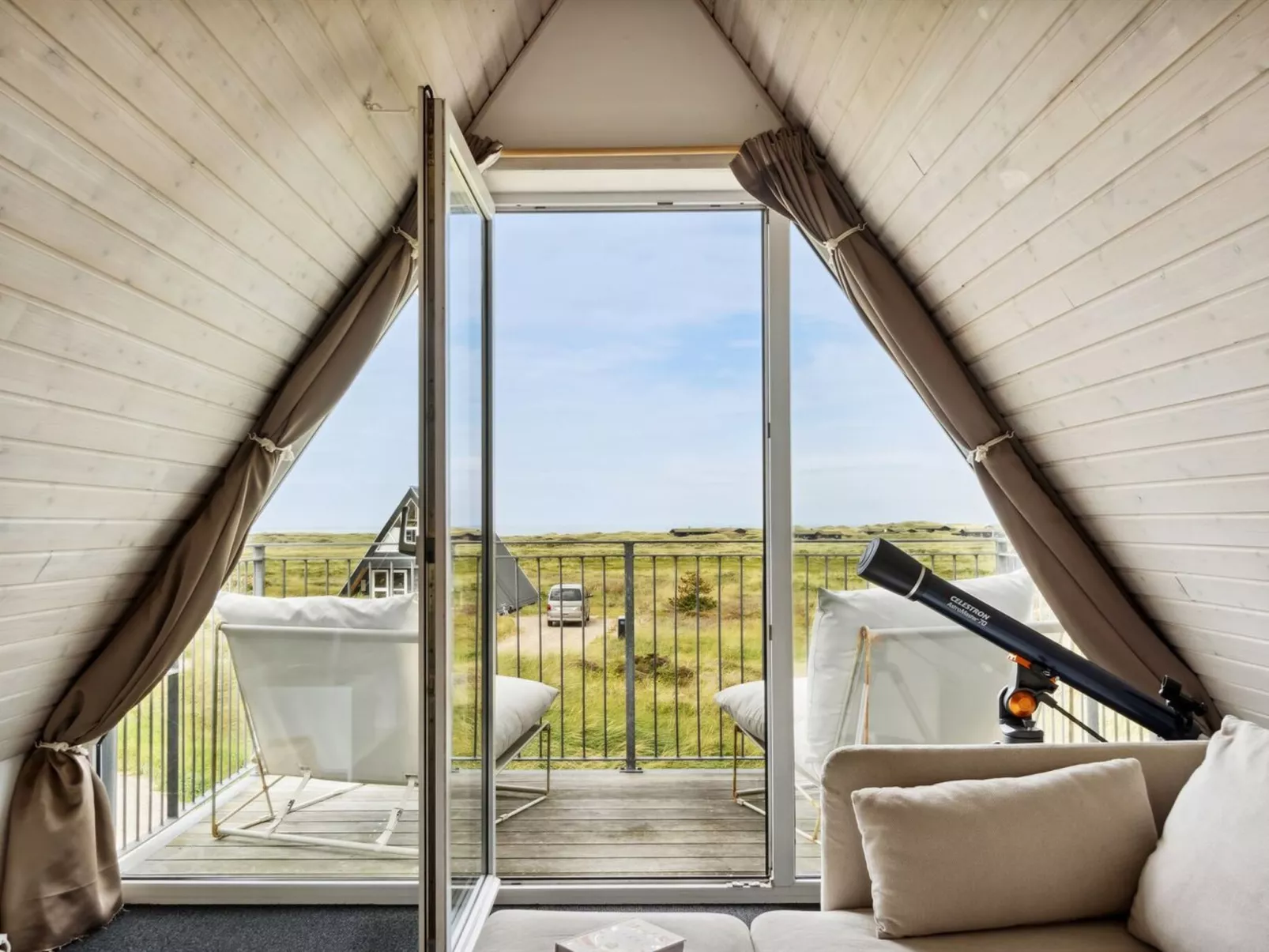 "Pauli" - 350m from the sea
