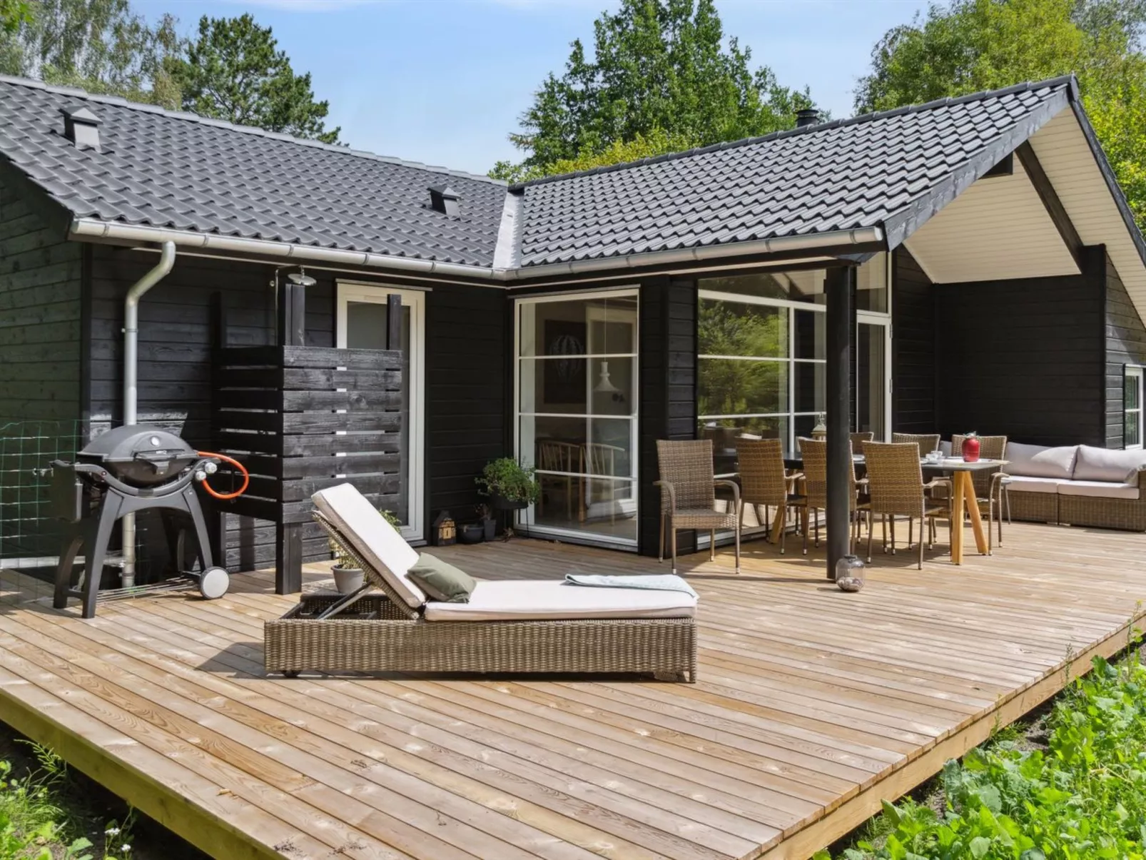 "Jonnhild" - 450m from the sea-Buiten