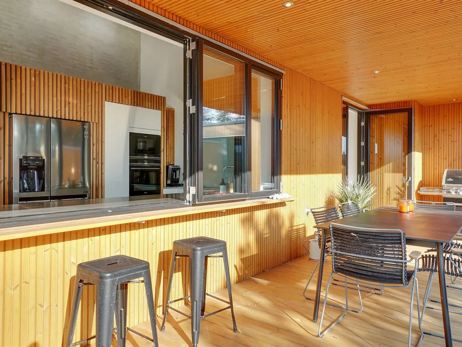 "Bena" - 800m from the sea