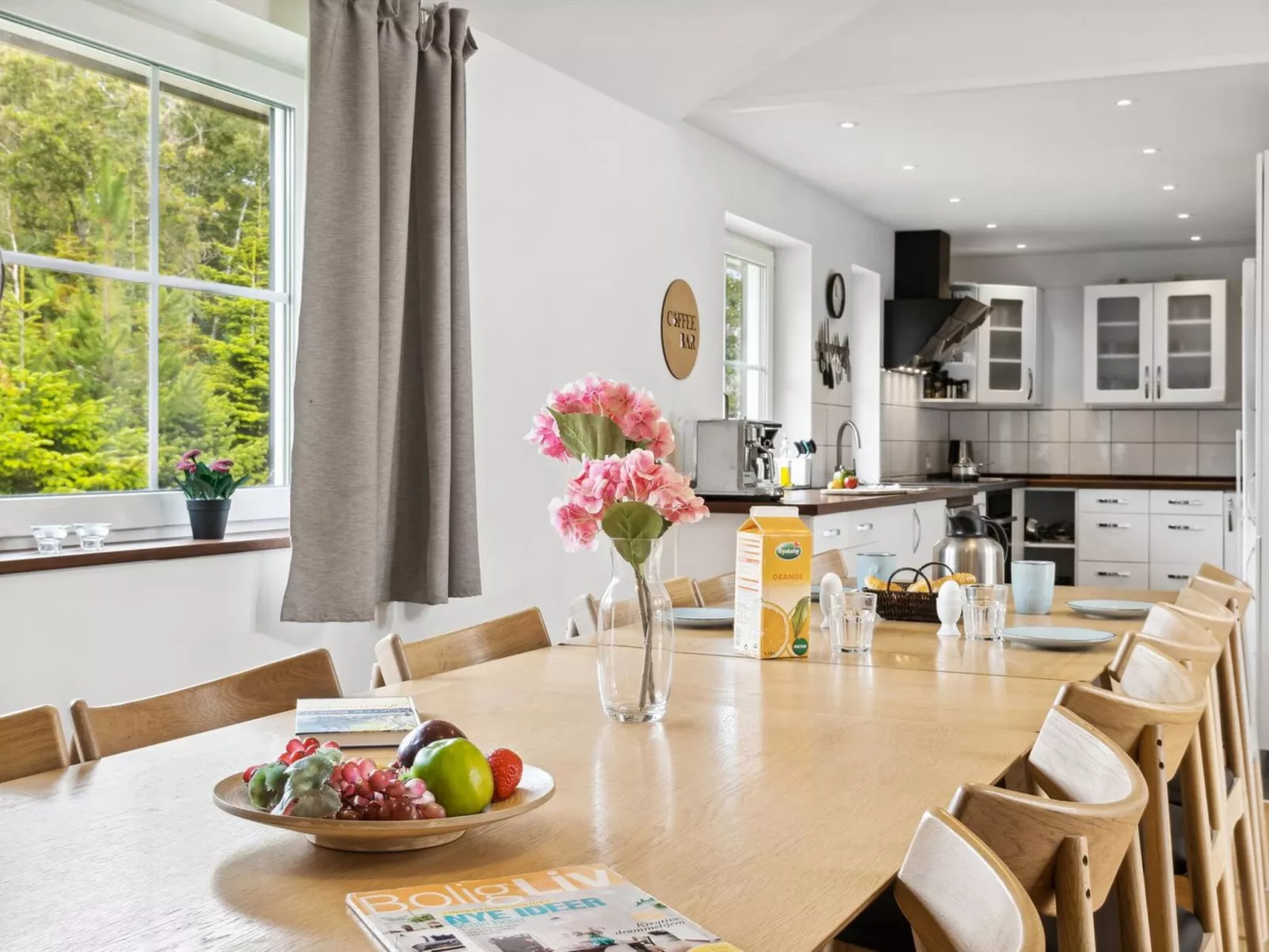 "Ronia" - 900m from the sea-Binnen