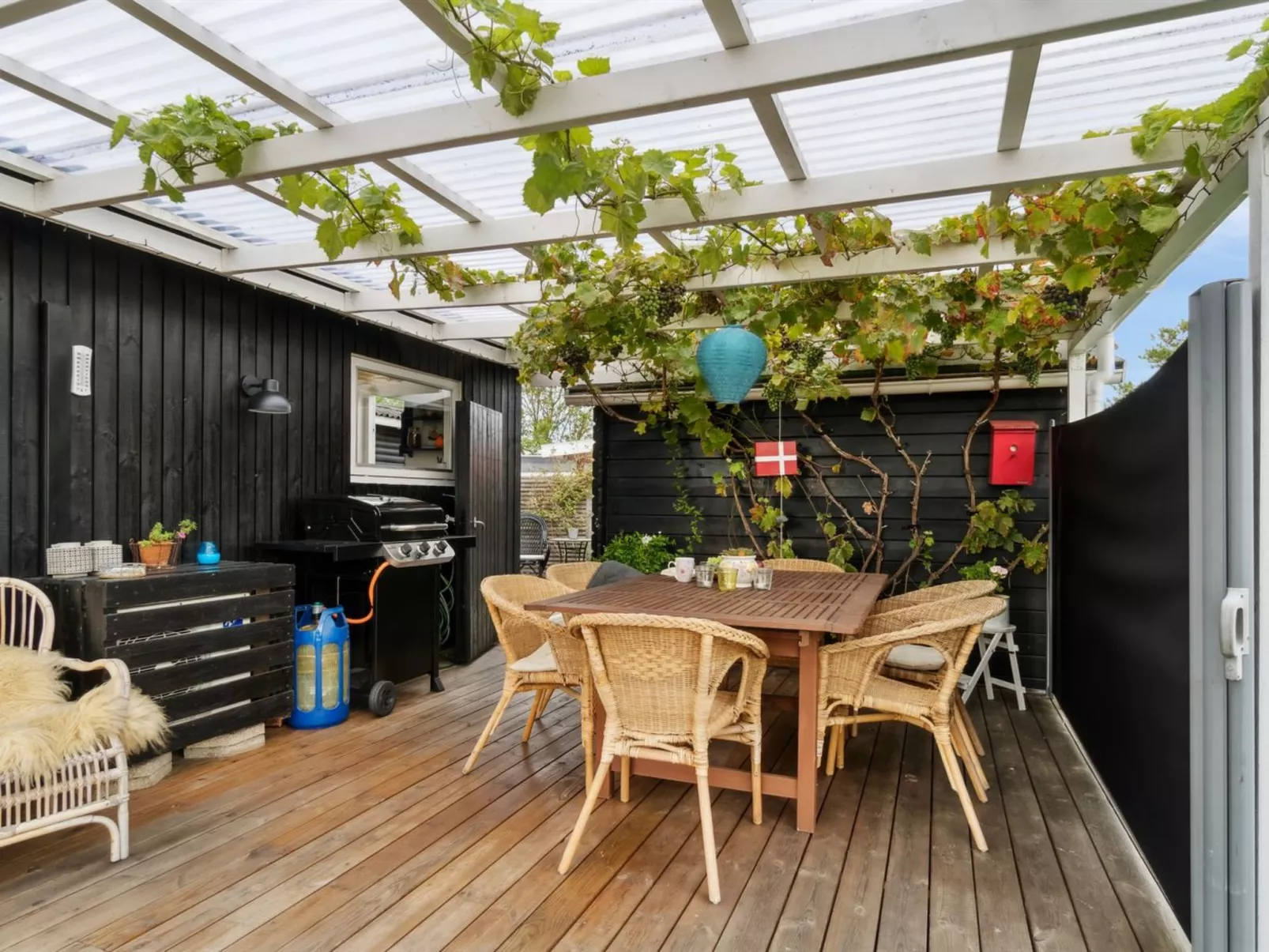 "Raili" - 200m from the sea-Buiten