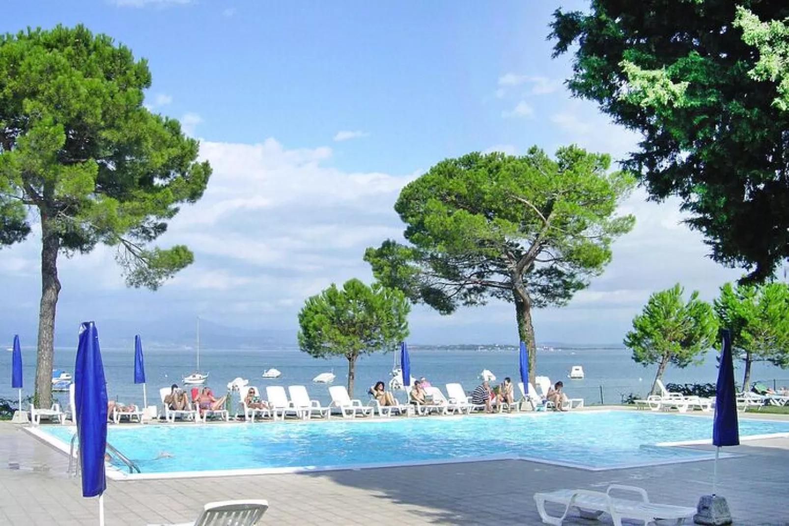 Front Lake Resort Le Corti del Lago Padenghe-APX-G4 / A3 4 Paxe-Waterzicht