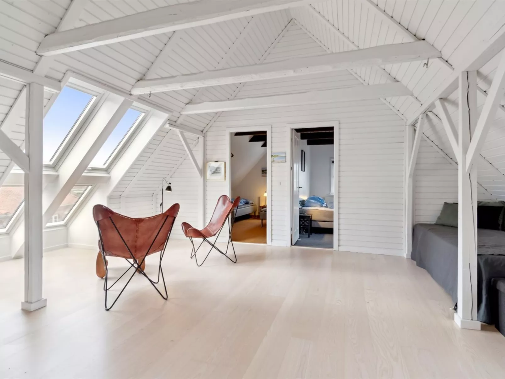 "Bertold" - 100m from the sea-Binnen