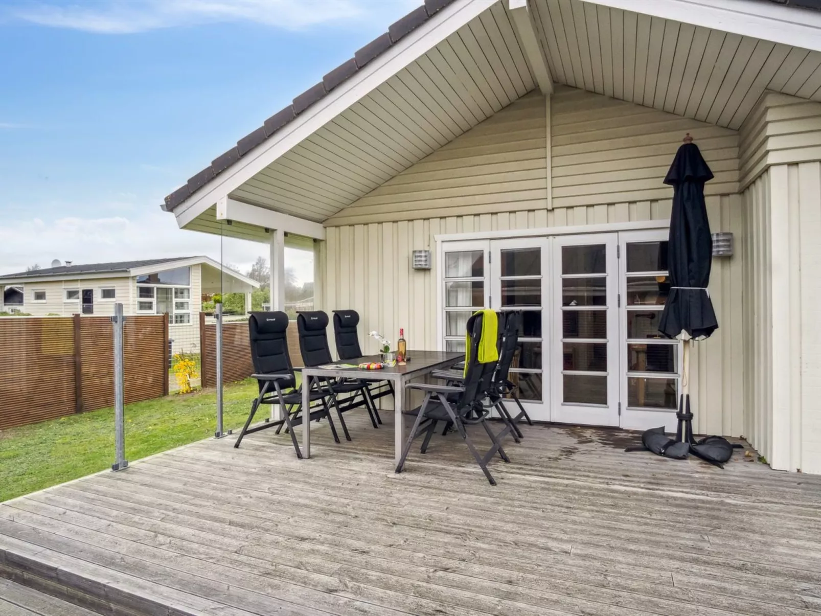 "Madita" - 150m from the sea-Buiten