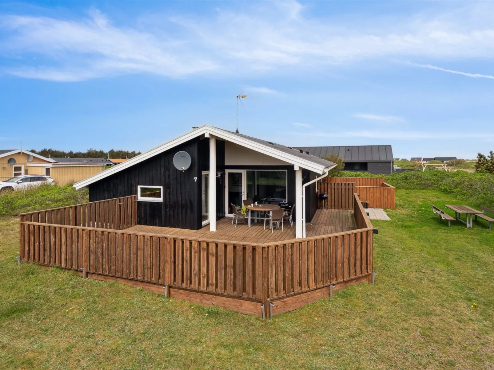 "Wolter" - 700m from the sea