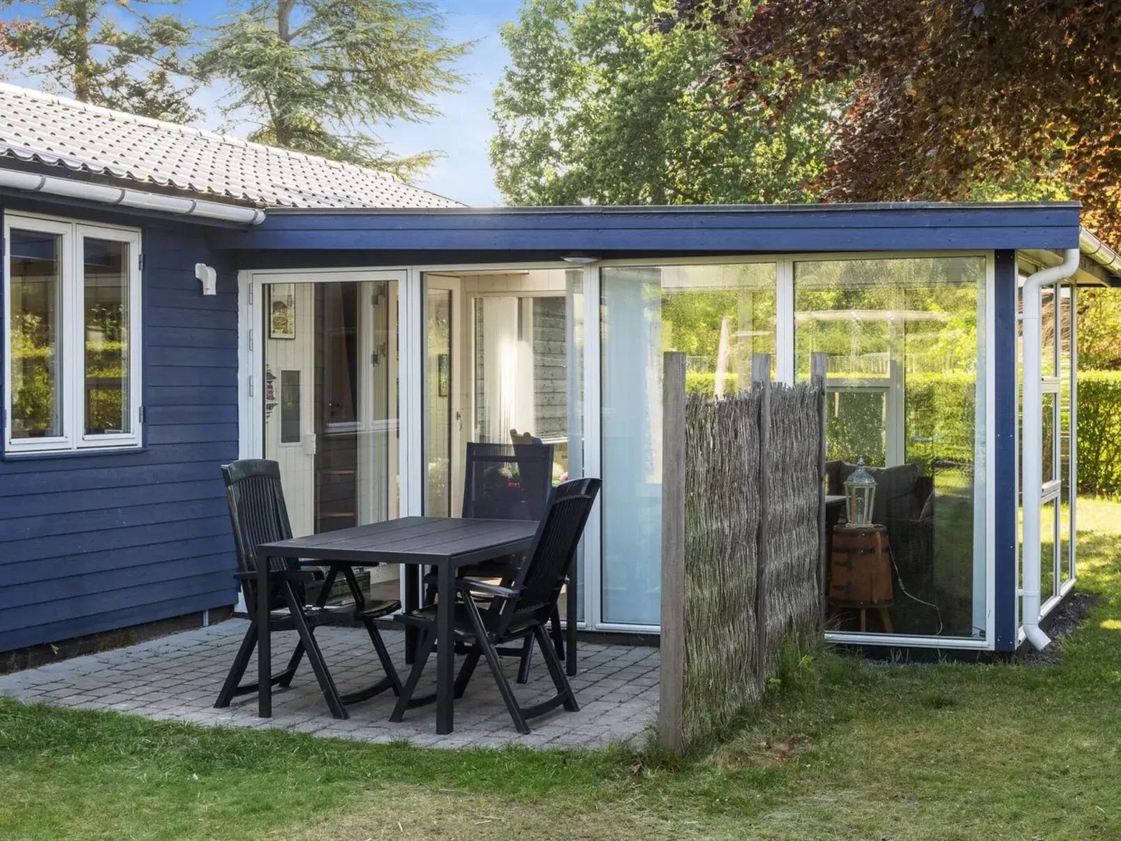 "Winona" - 300m from the sea-Buiten