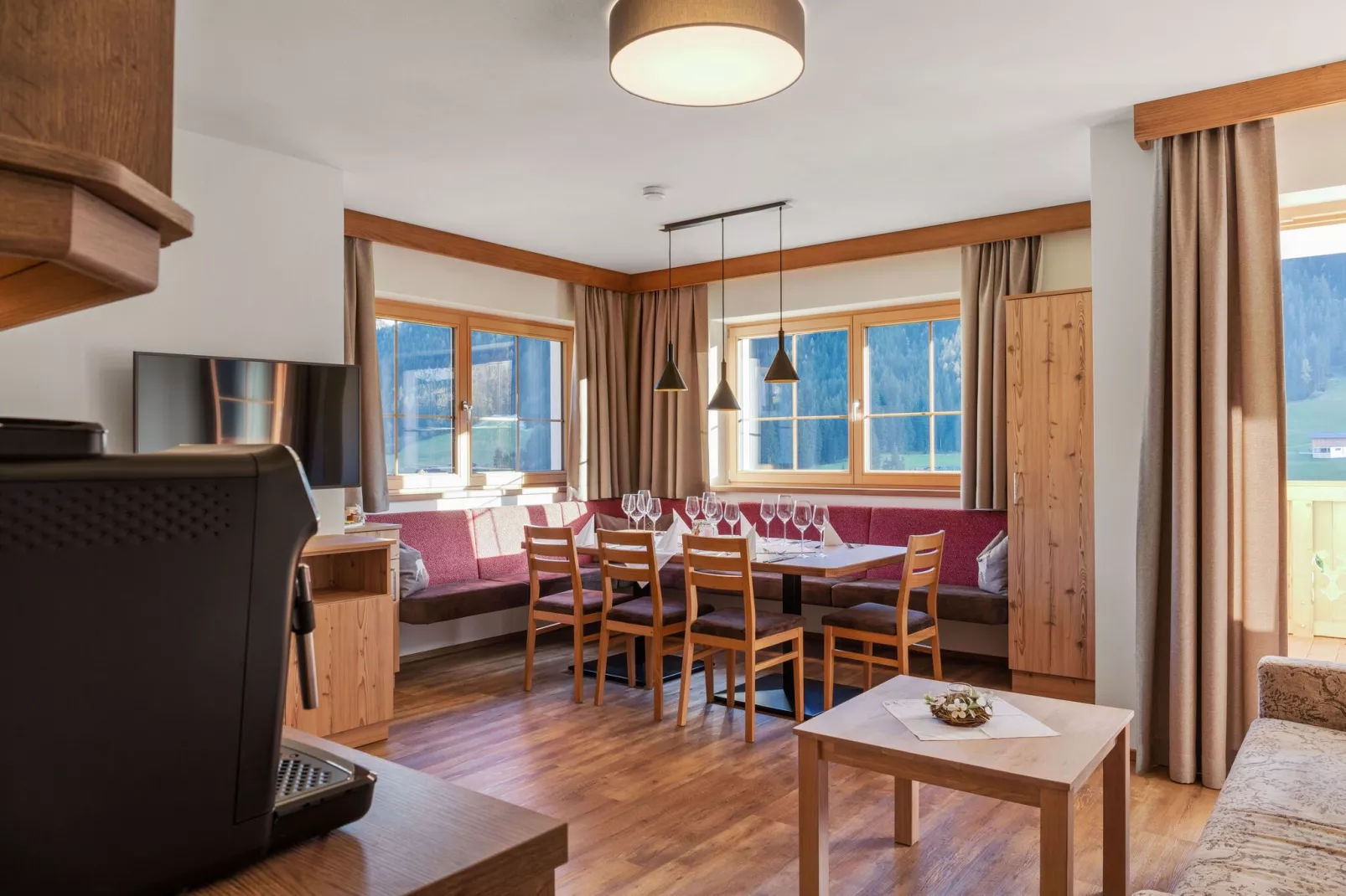 Salzach Appartement Wald-Eetkamer