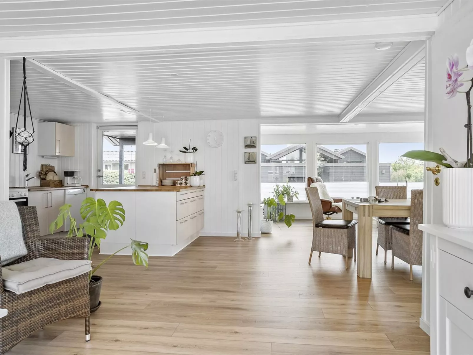 "Elisabeta" - 60m from the sea-Binnen