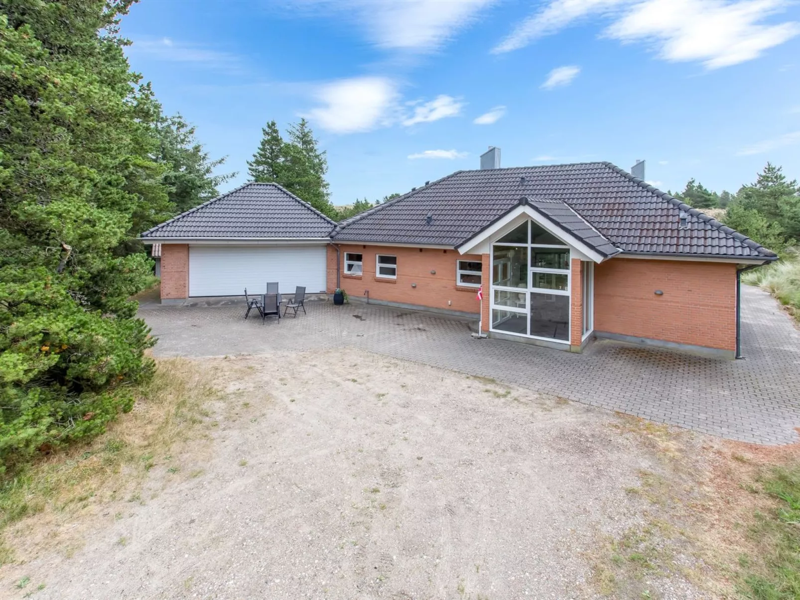 "Sjamme" - 1.2km from the sea-Buiten