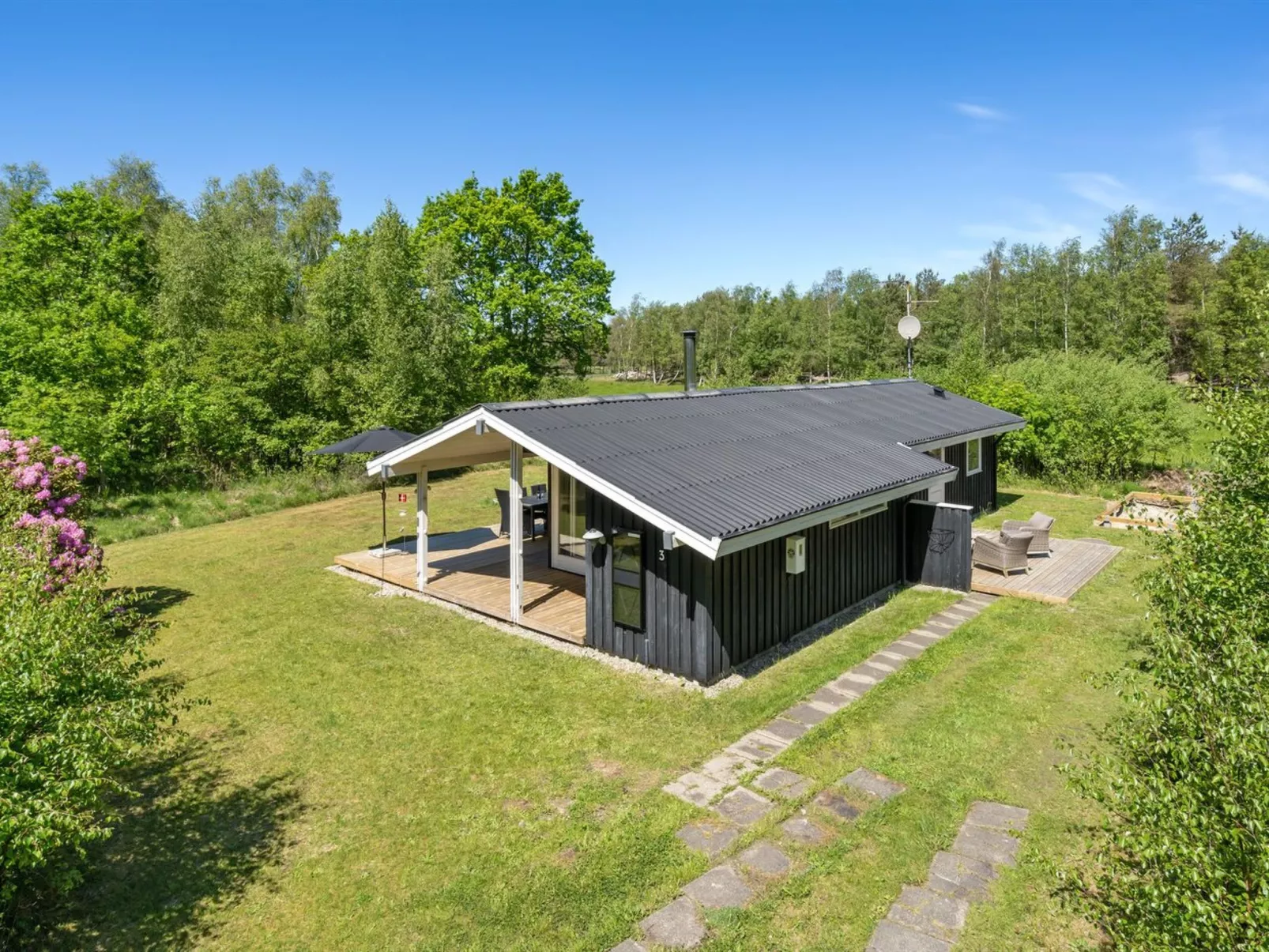 "Aldina" - 1.6km from the sea