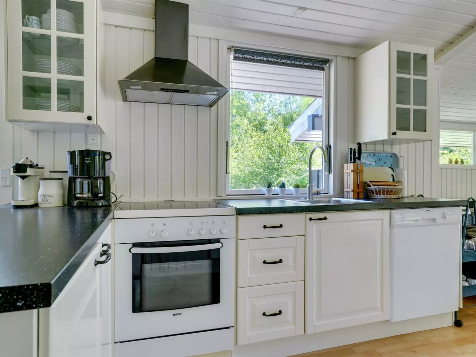 "Aldina" - 1.6km from the sea-Binnen