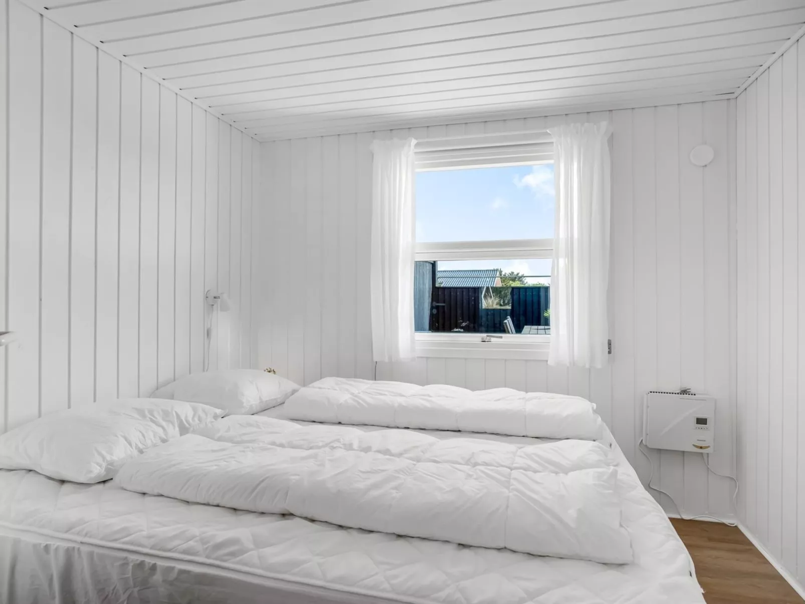 "Bentine" - 400m from the sea-Binnen