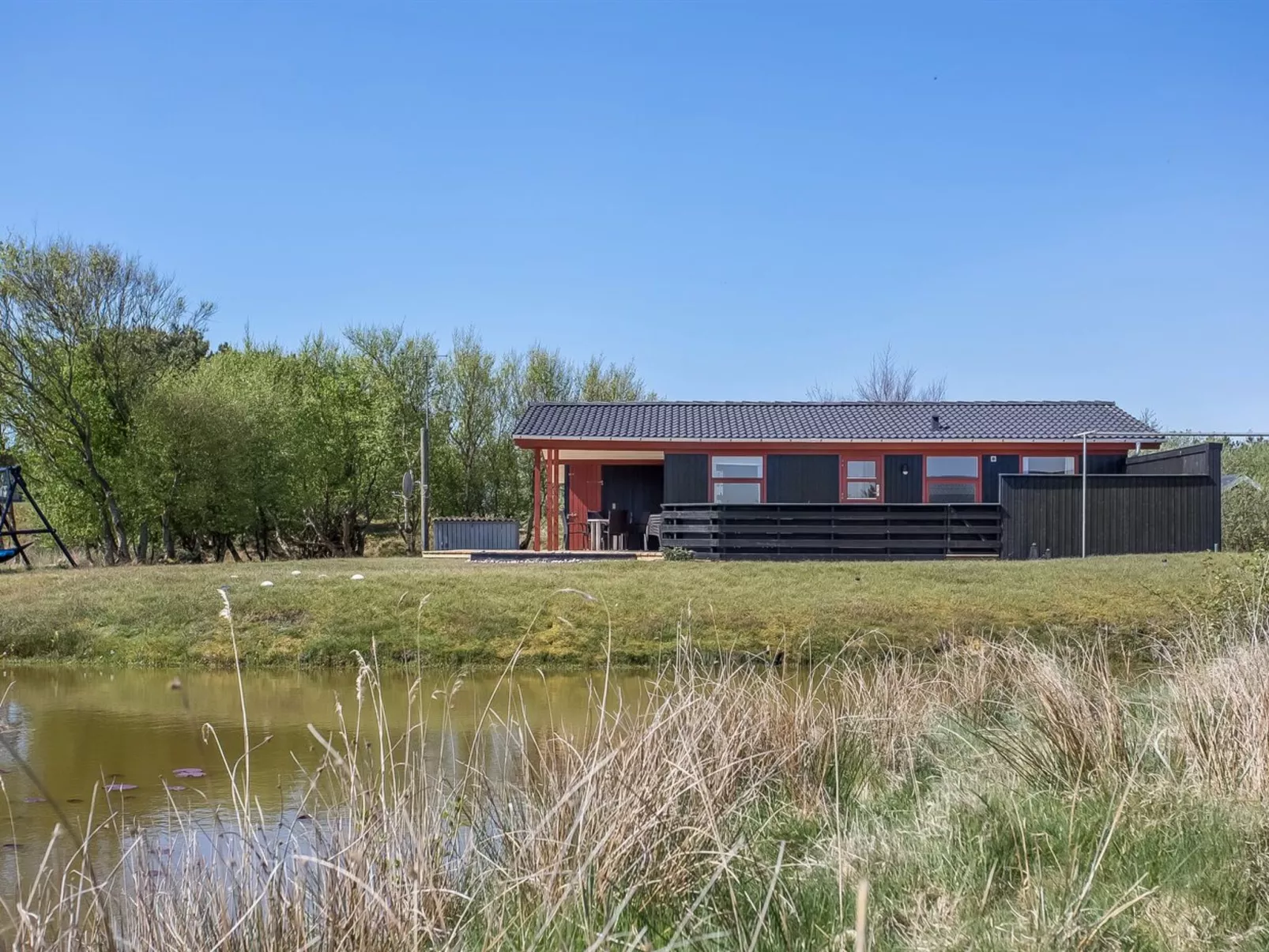"Bentine" - 400m from the sea-Binnen