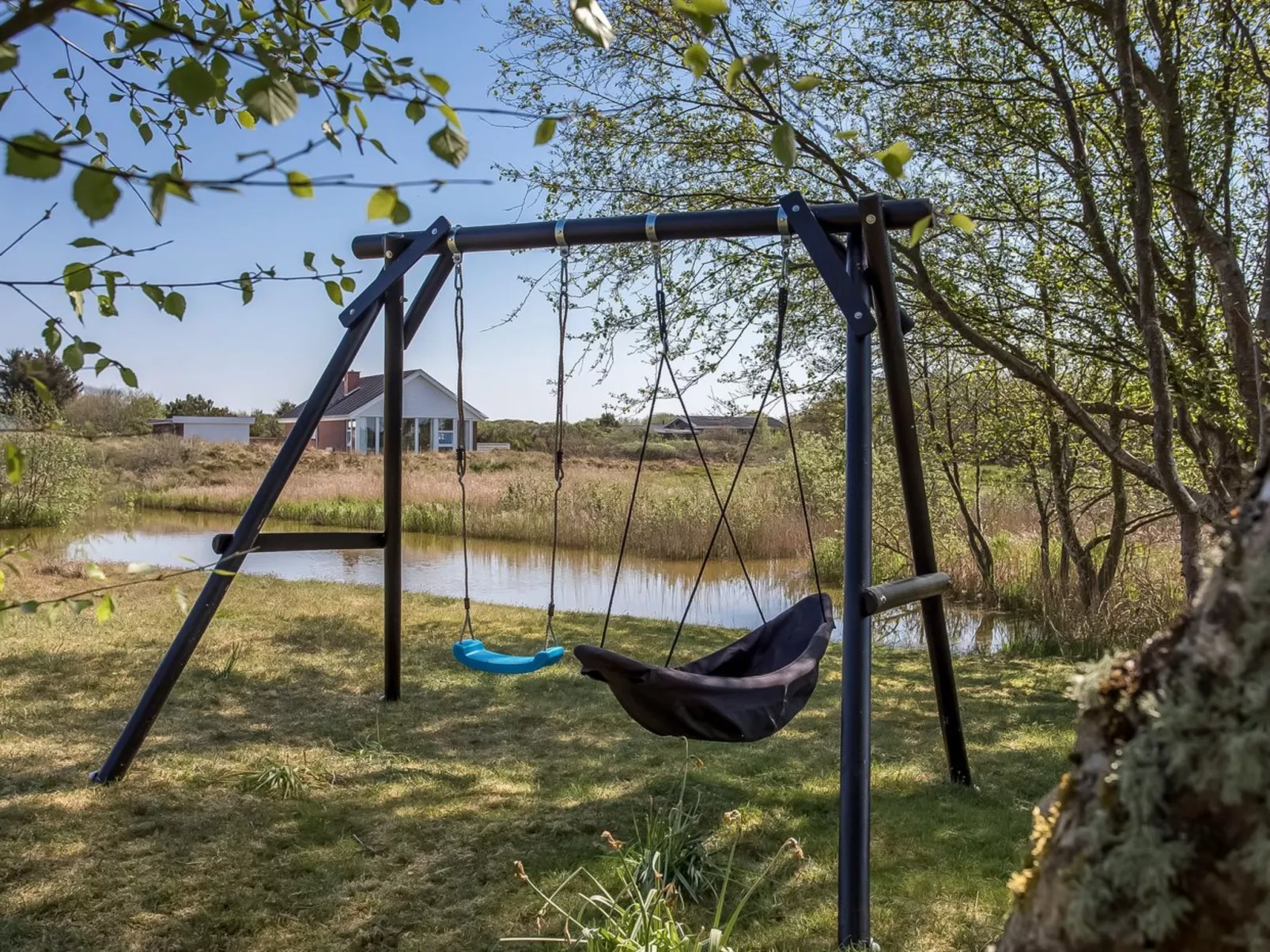"Bentine" - 400m from the sea-Binnen