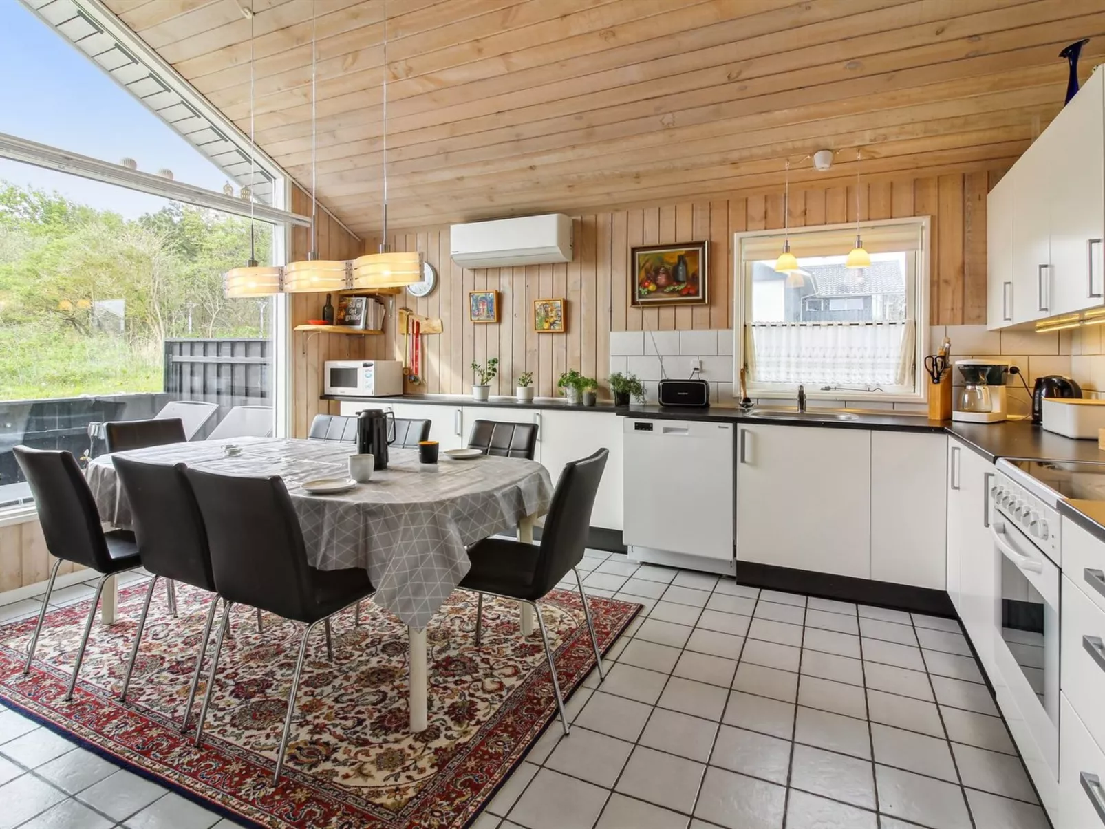 "Aike" - 400m from the sea