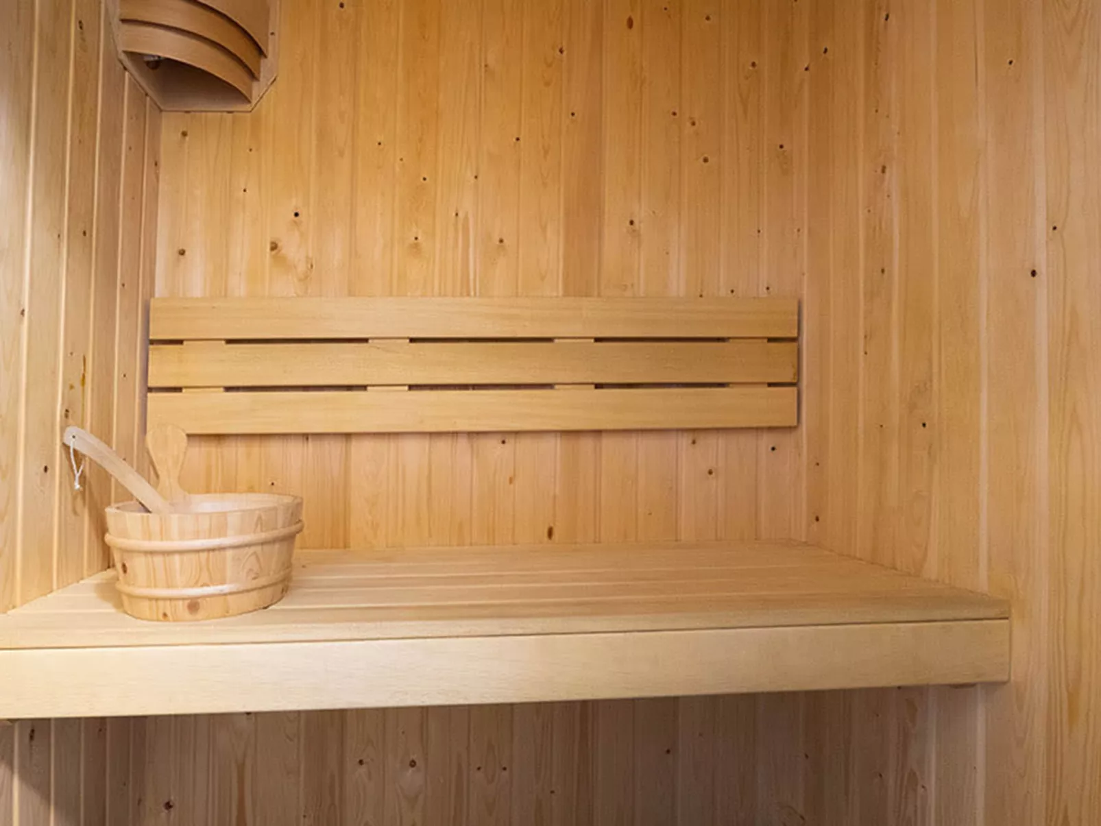 Pavilion l'etage Sauna 10-Buiten