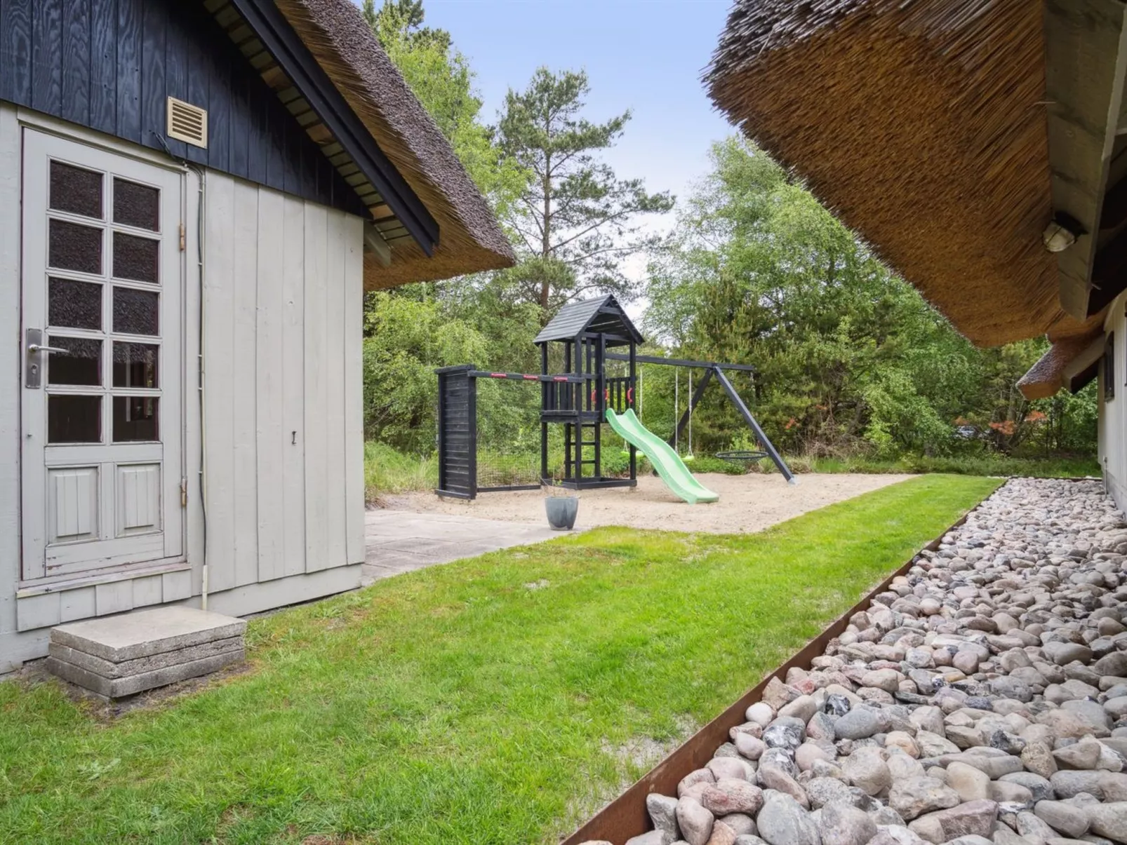 "Aghwith" - 1.2km from the sea-Buiten