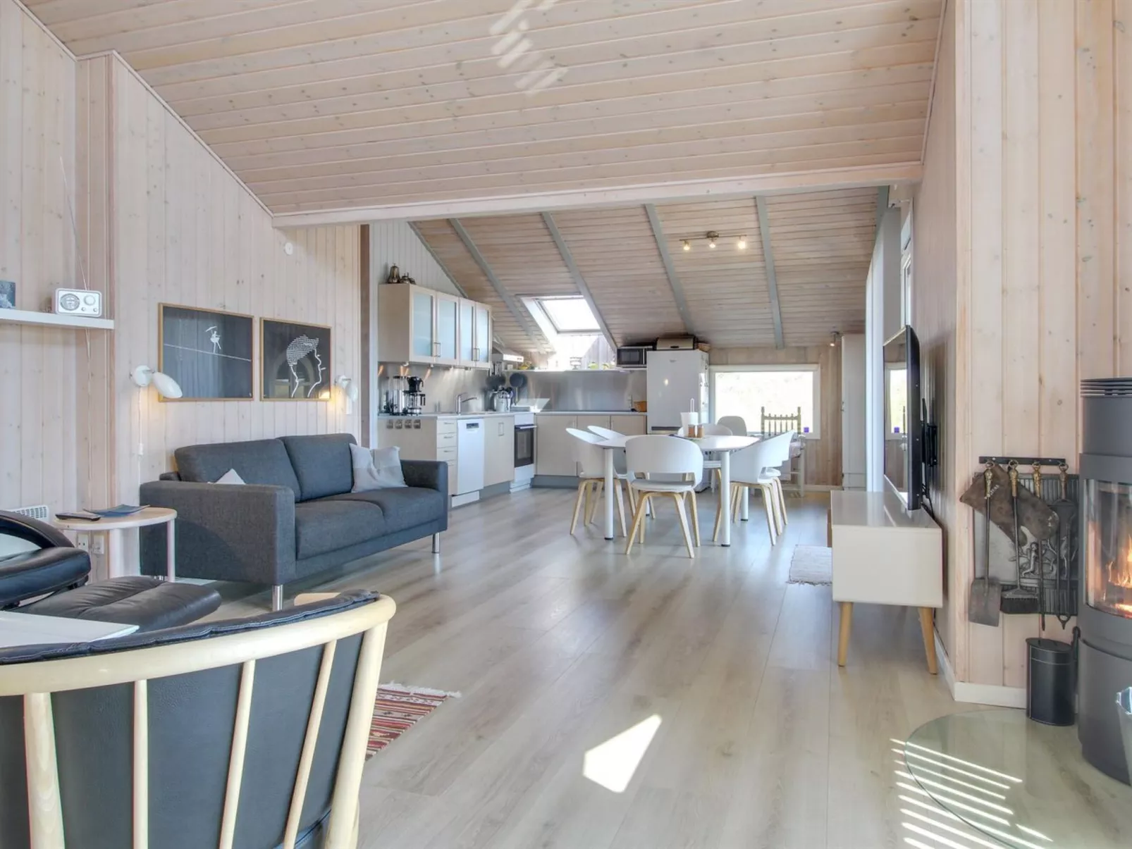 "Aska" - 400m from the sea-Binnen