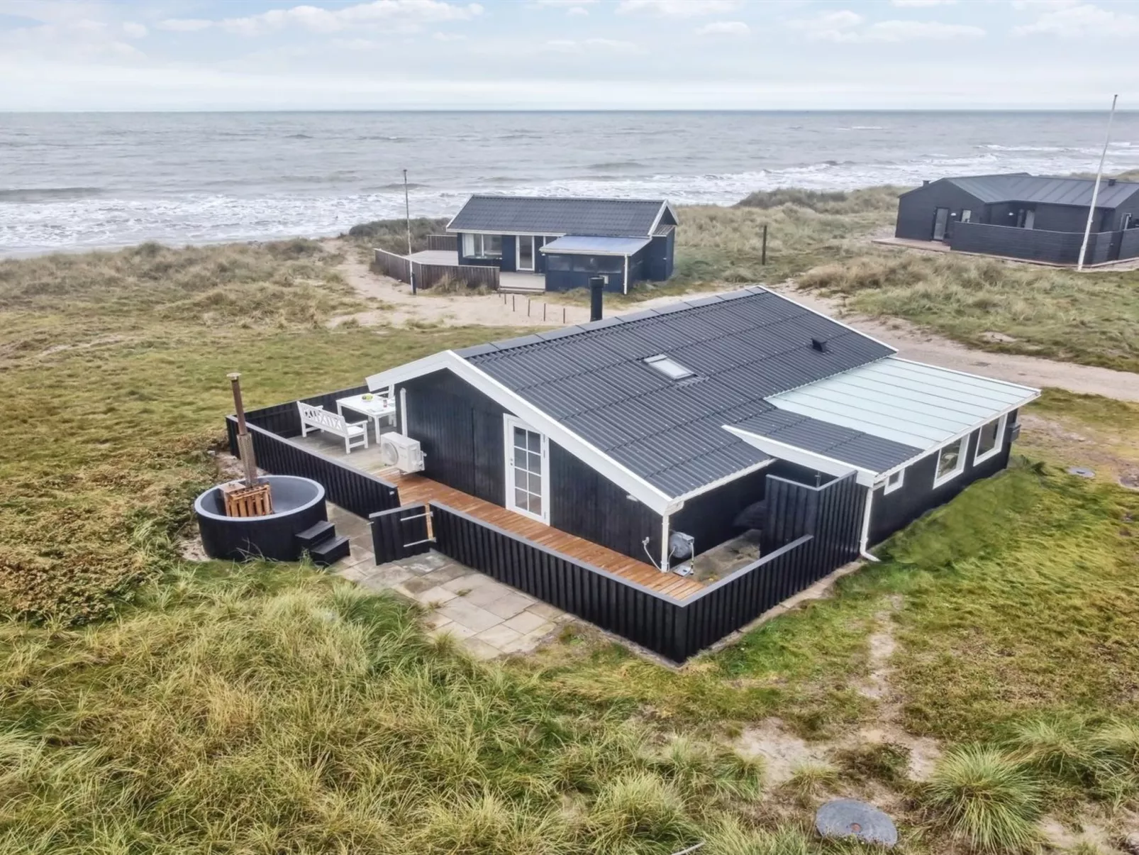 "Adina" - 50m from the sea-Buiten