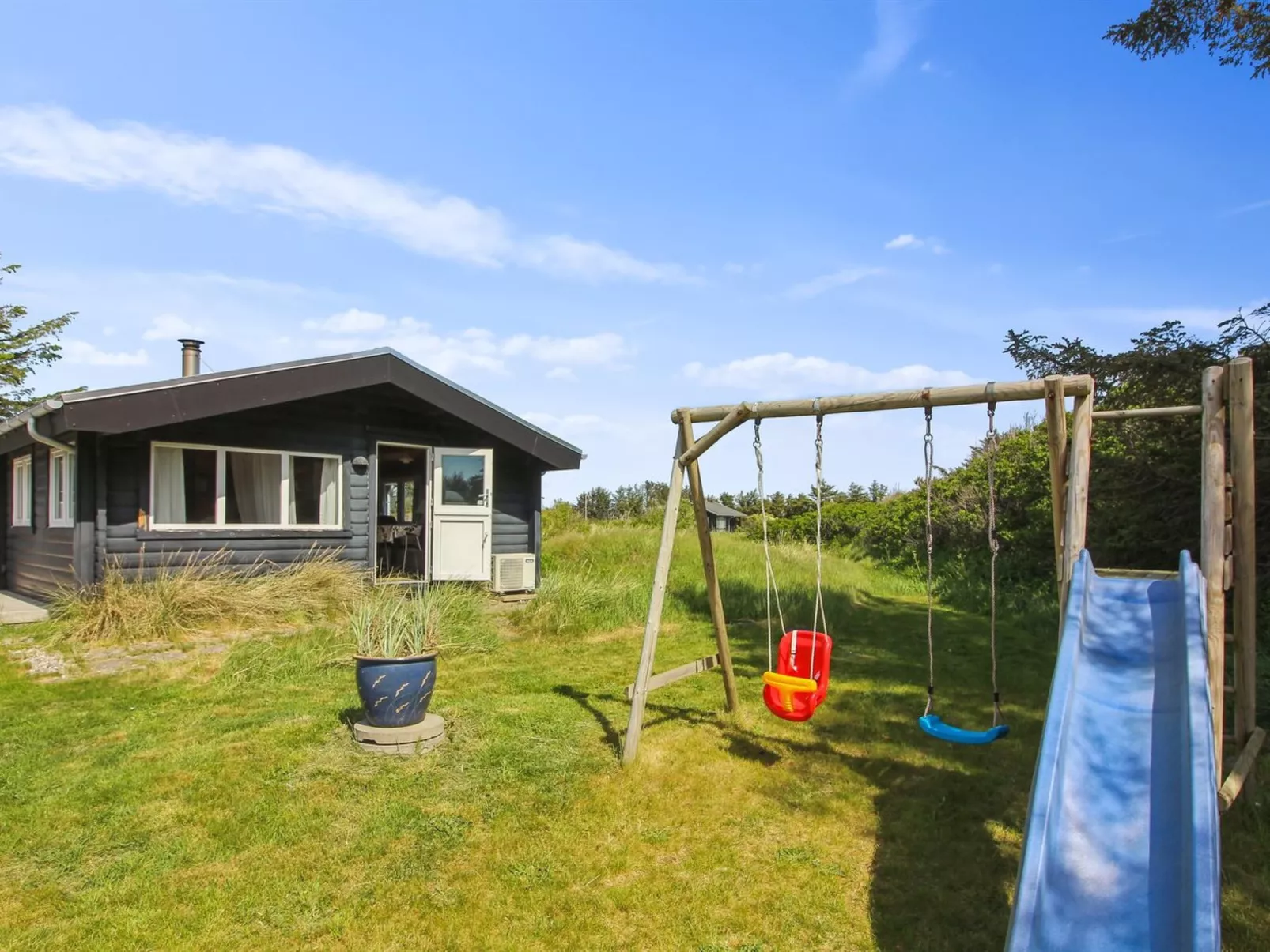 "Sampo" - 400m from the sea-Buiten