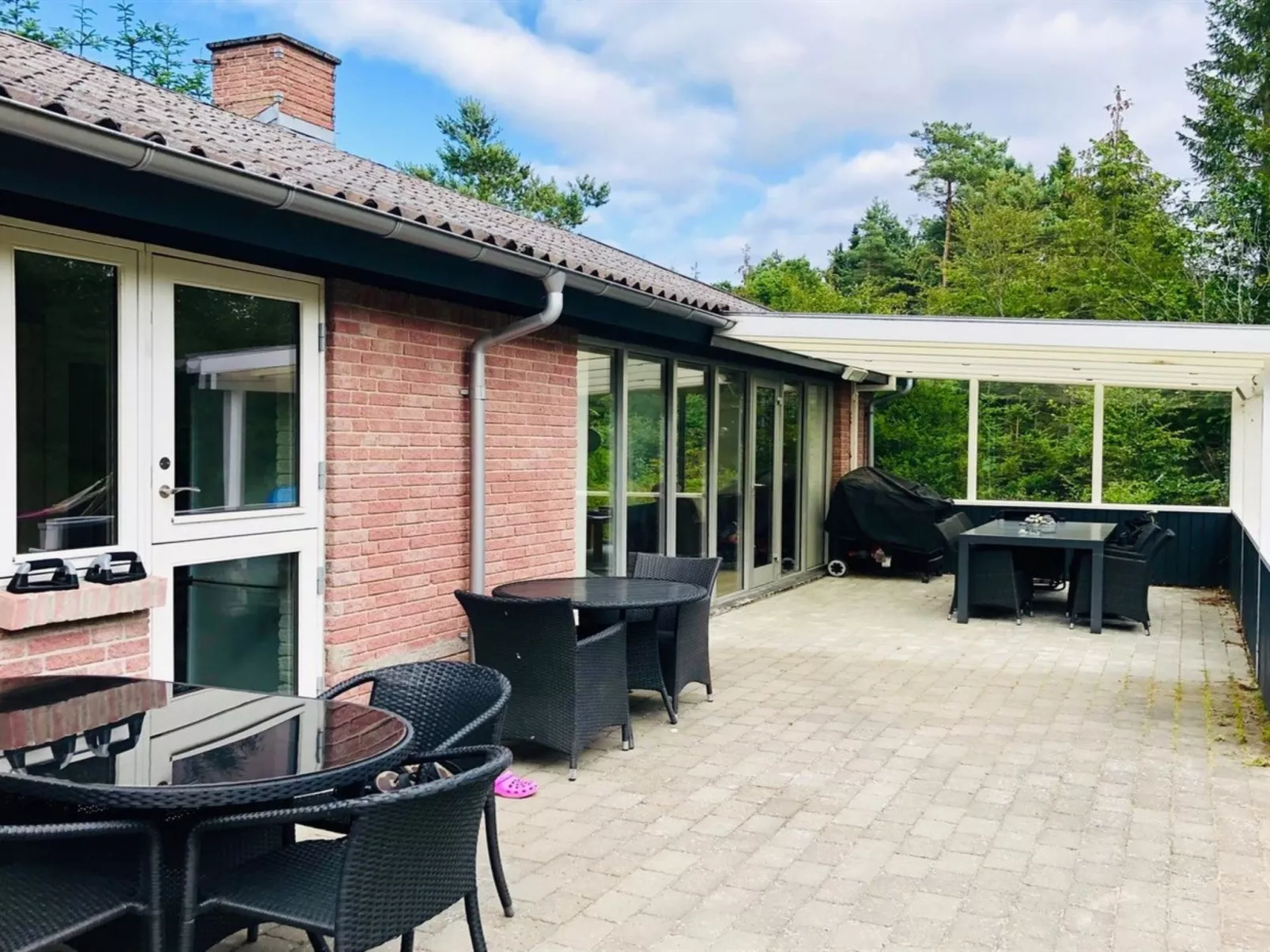 "Ingebrit" - 7km from the sea-Binnen