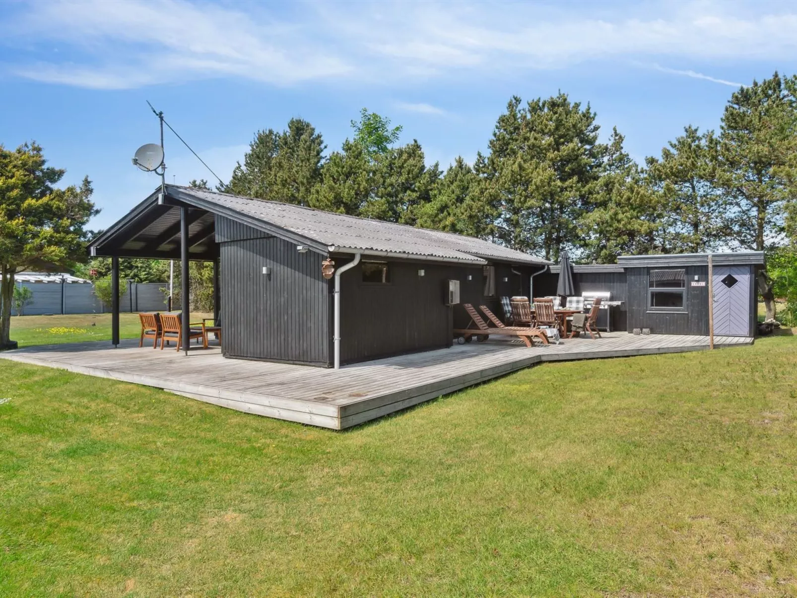 "Litle" - 600m from the sea-Buiten
