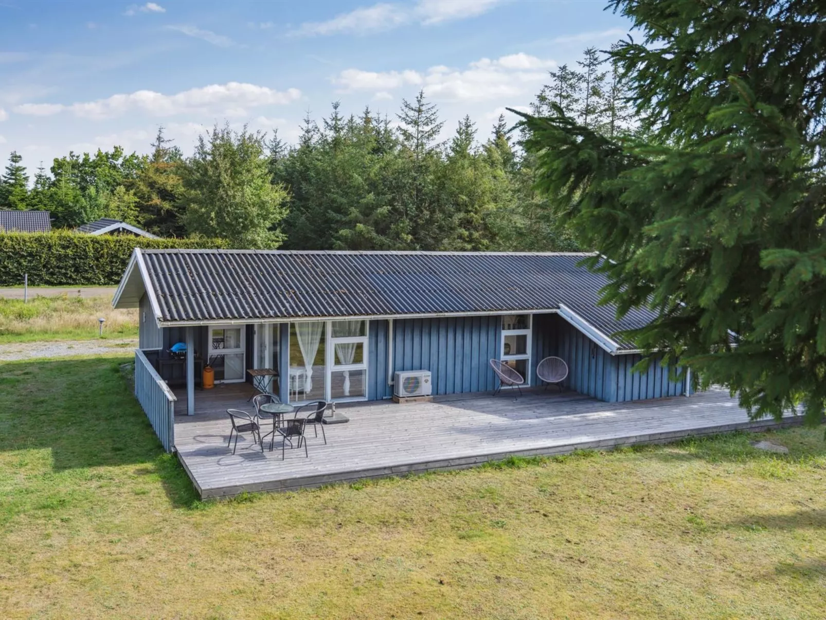 "Antoinette" - 500m from the sea-Buiten