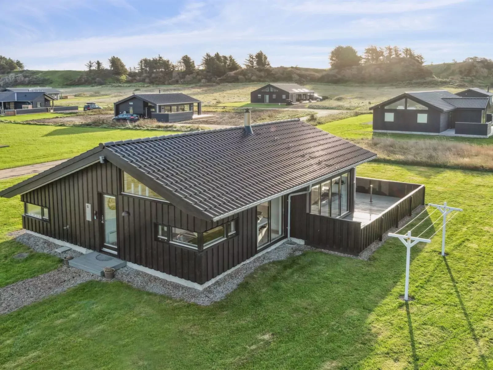 "Auvo" - 600m from the sea-Buiten