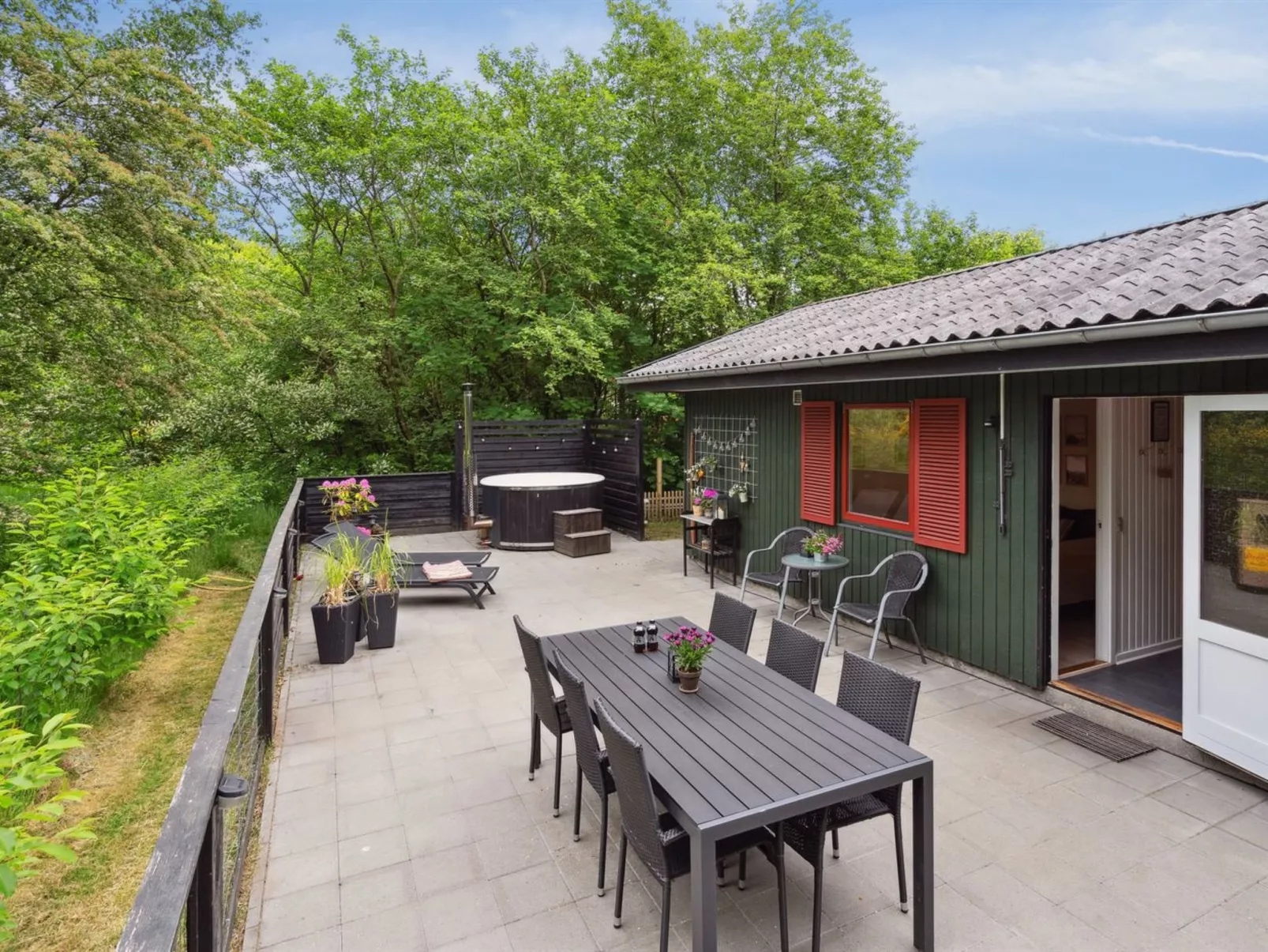 "Nyalle" - 30km from the sea-Buiten