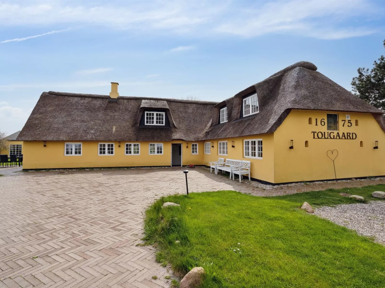 "Narvik" - 4.5km from the sea-Buiten