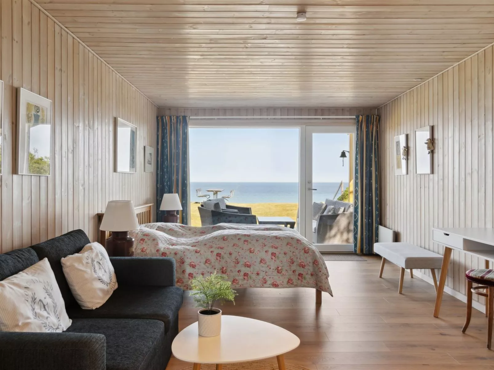 "Gjoko" - 40m from the sea-Binnen