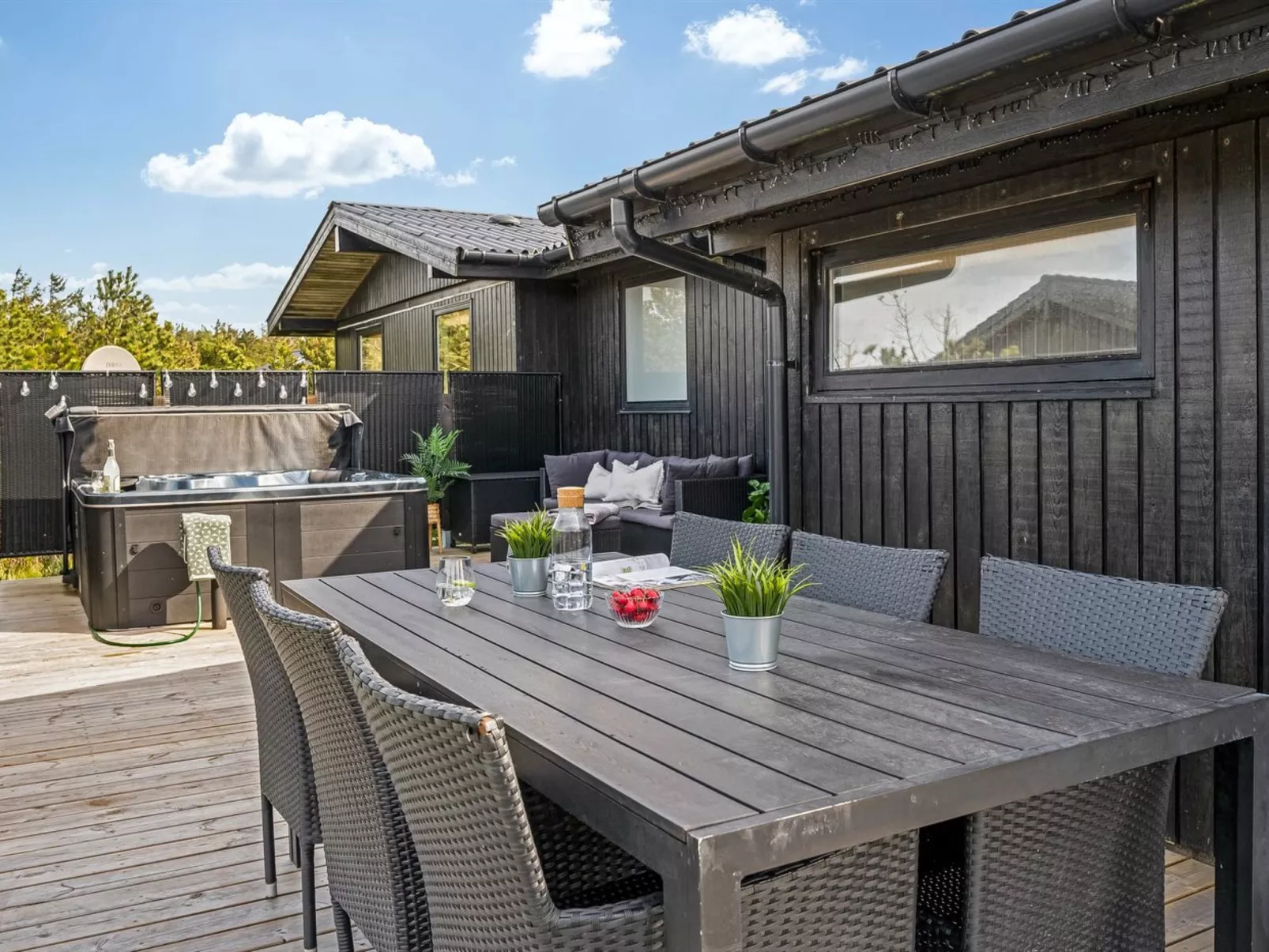 "Brunkil" - 500m from the sea-Buiten