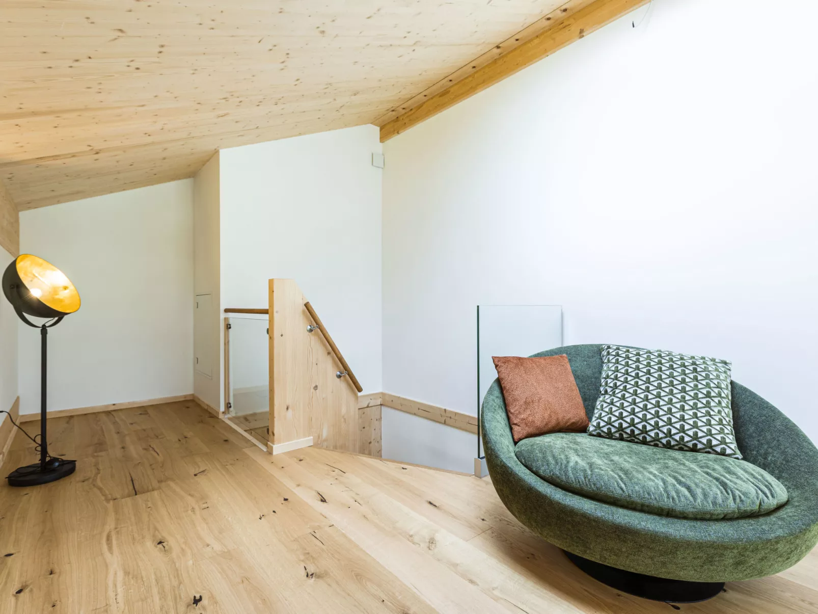 Penthouse # 1b mit Sauna&Außenbadewanne-Binnen
