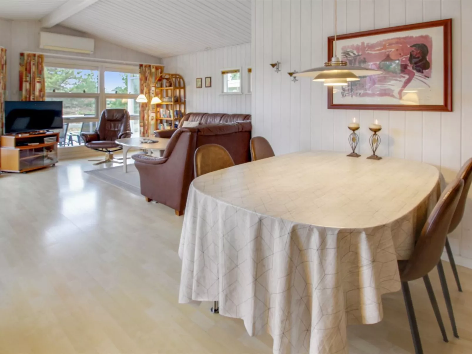 "Silva" - 3.9km from the sea-Binnen