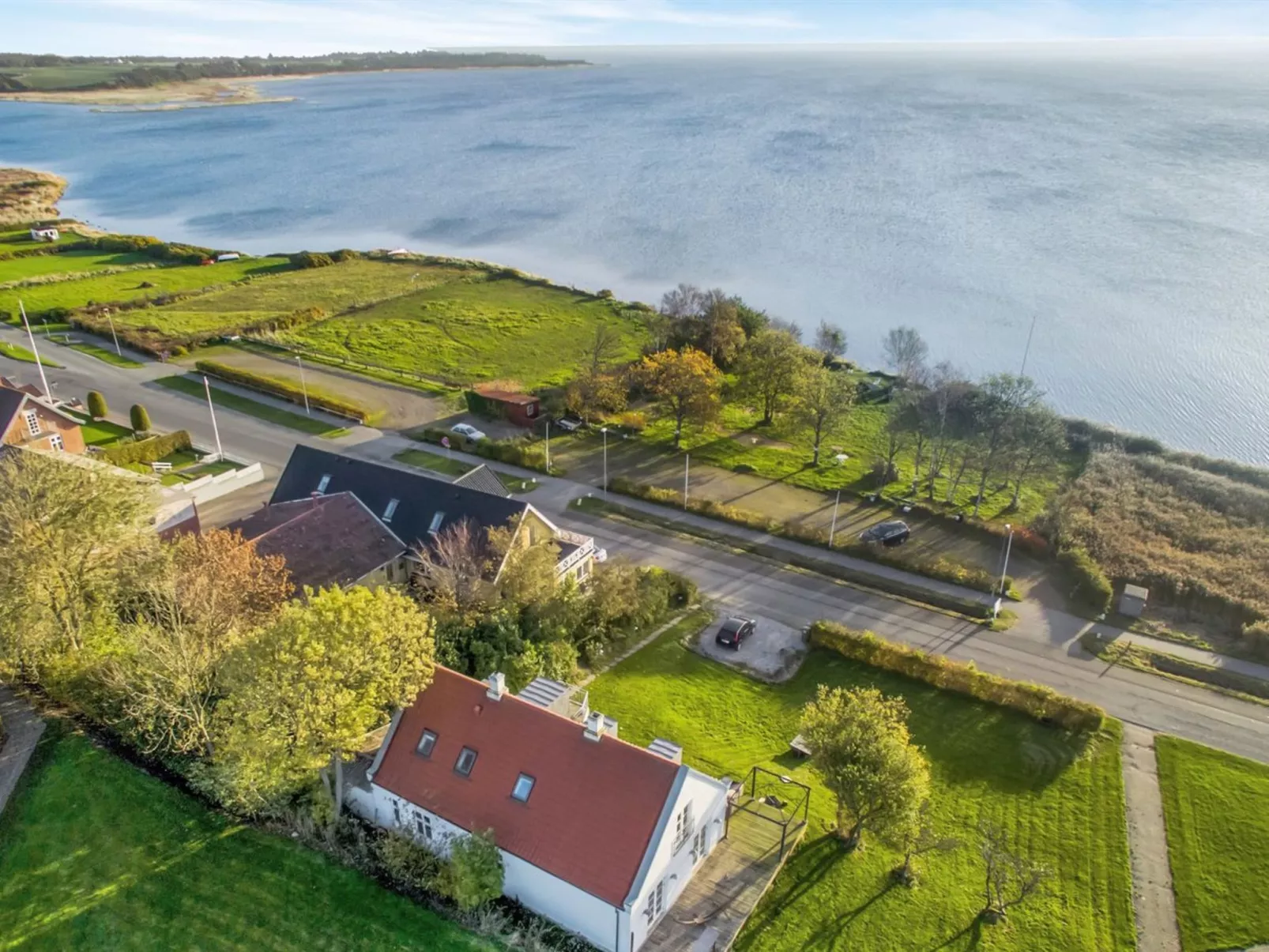 "Rina" - 30m to the inlet-Buiten