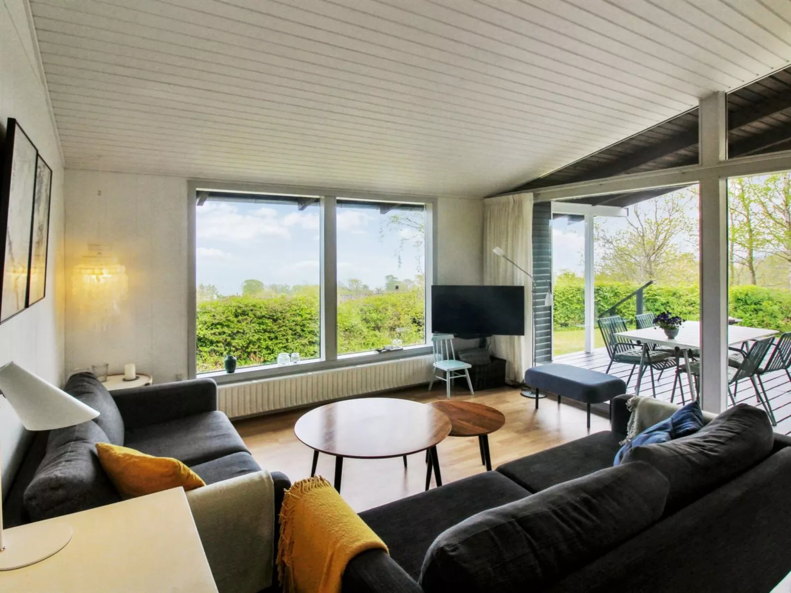 "Esben" - 350m from the sea-Binnen