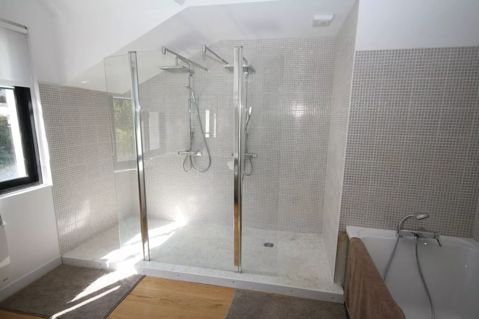 Sur les Quais-Badkamer