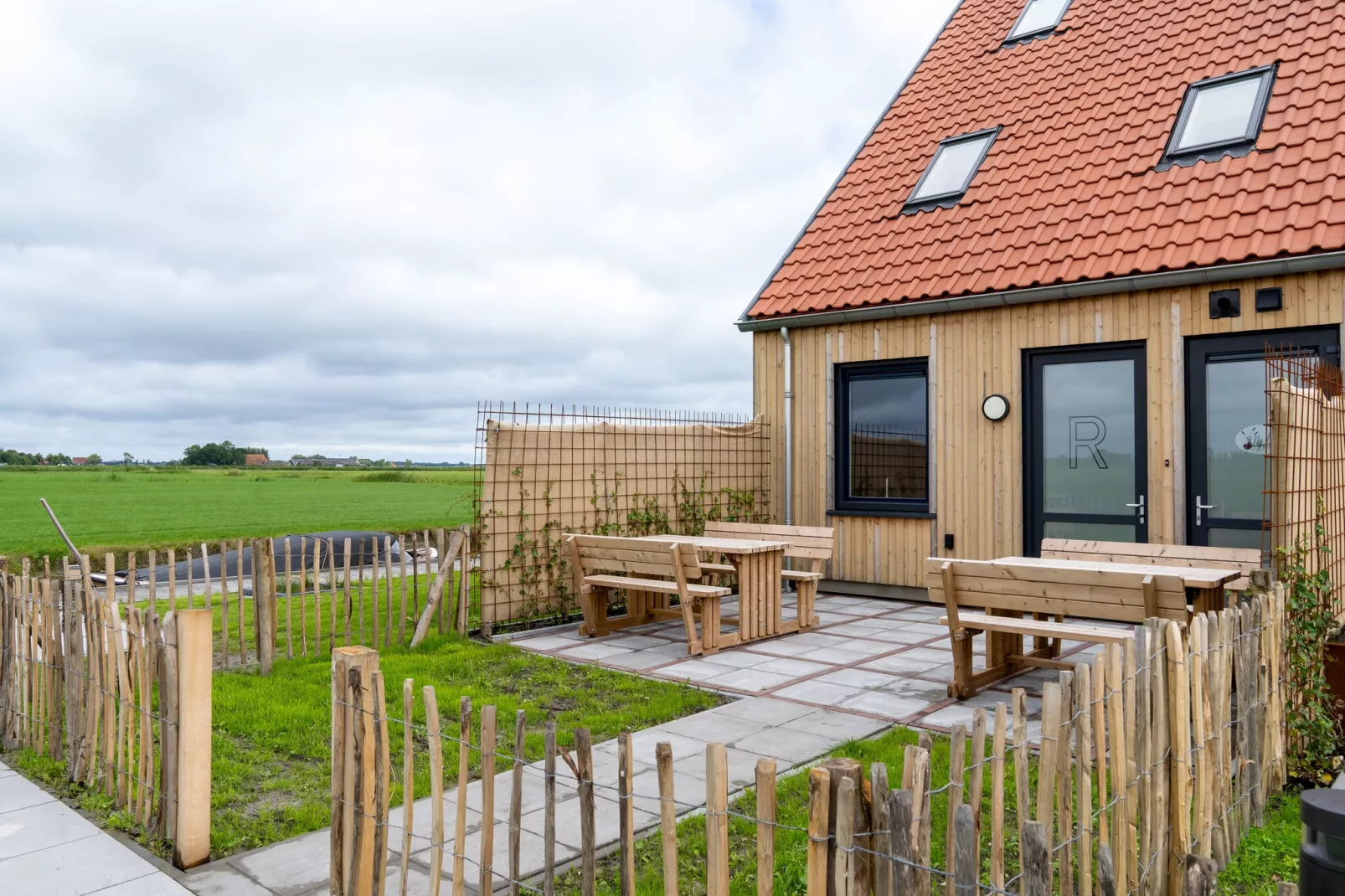 Friese Villa 7 in Leons-Tuinen zomer