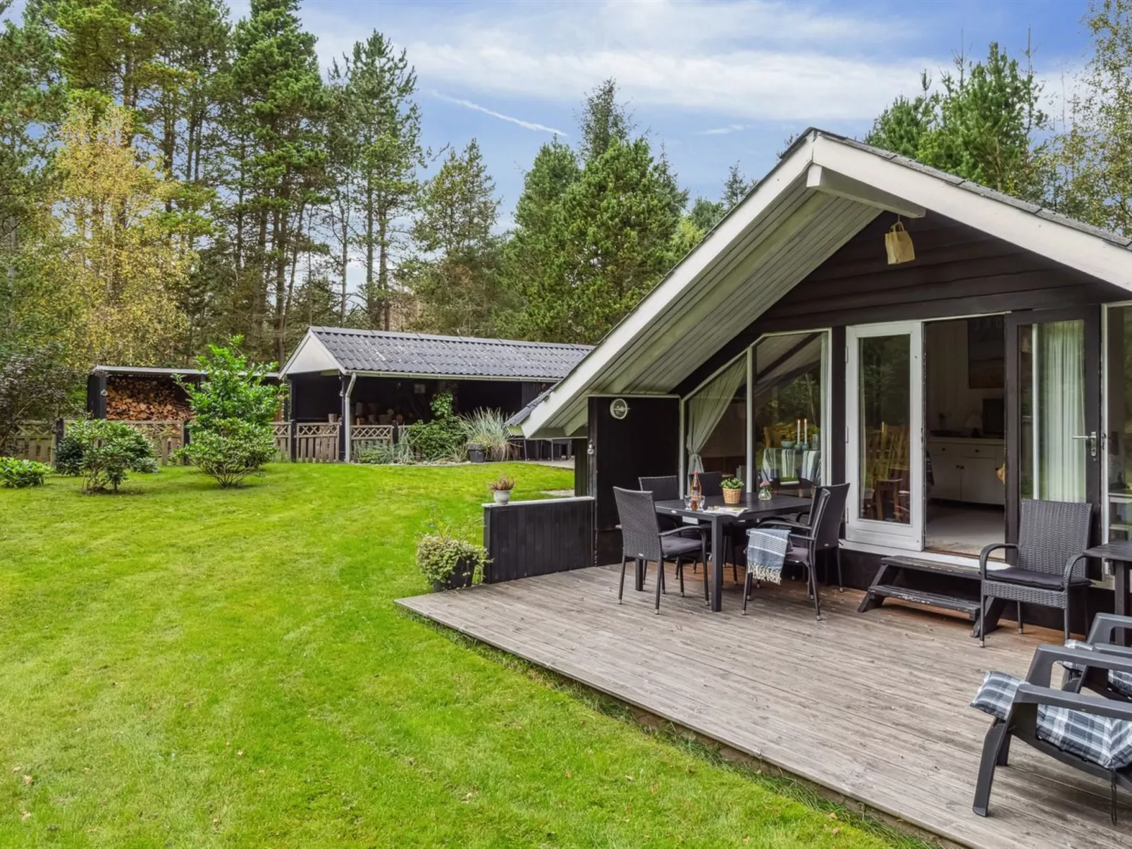 "Tjure" - 900m from the sea-Buiten