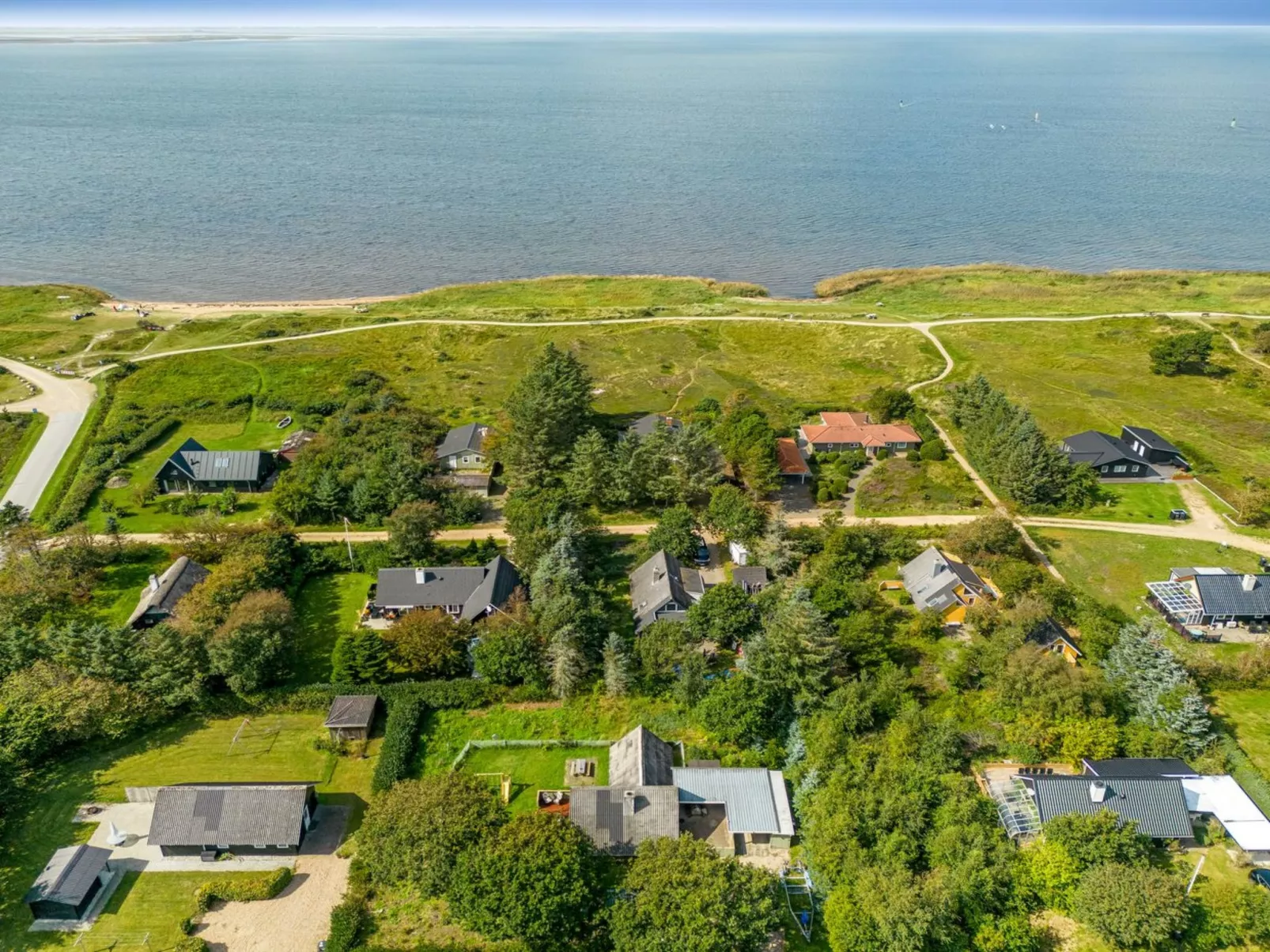 "Tubbe" - 150m to the inlet-Buiten