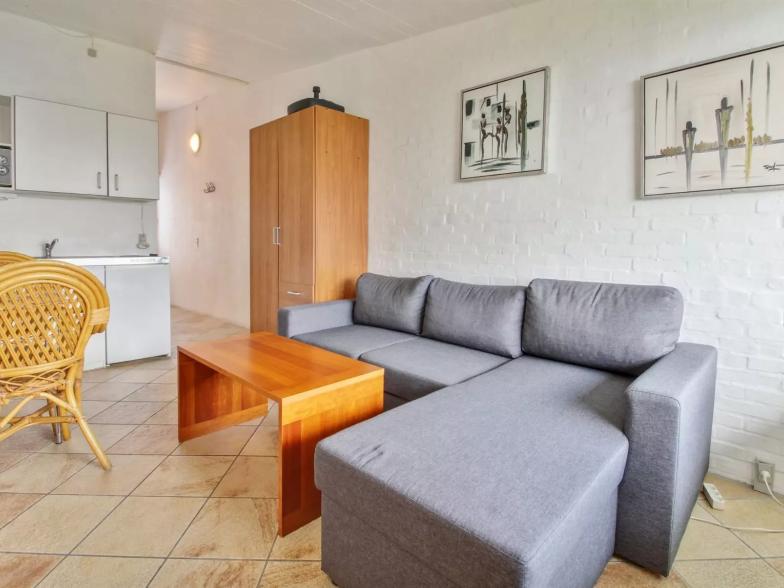 "Tatianna" - 500m from the sea-Binnen